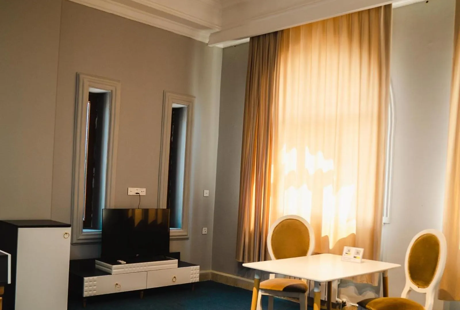 Olive Garden Baku Hotel